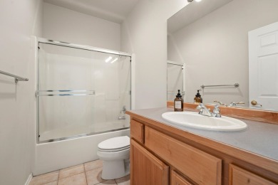 Stunning Forest Ridge Townhome on the Ridge Golf Course in Eagle on Eagle Crest Golf Resort - Ridge Course in Oregon - for sale on GolfHomes.com, golf home, golf lot