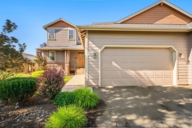 Stunning Forest Ridge Townhome on the Ridge Golf Course in Eagle on Eagle Crest Golf Resort - Ridge Course in Oregon - for sale on GolfHomes.com, golf home, golf lot