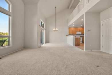 Stunning Forest Ridge Townhome on the Ridge Golf Course in Eagle on Eagle Crest Golf Resort - Ridge Course in Oregon - for sale on GolfHomes.com, golf home, golf lot