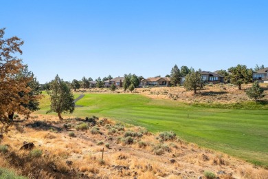 Stunning Forest Ridge Townhome on the Ridge Golf Course in Eagle on Eagle Crest Golf Resort - Ridge Course in Oregon - for sale on GolfHomes.com, golf home, golf lot