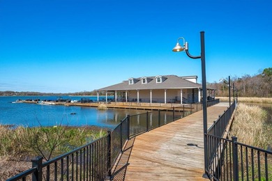Exquisite Waterfront Condo in the Cascades - Sophisticated 3 Bed on Cascades Golf Club in Texas - for sale on GolfHomes.com, golf home, golf lot