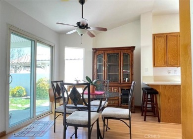 Welcome to this freshly repainted interior and exterior on Sun Lakes Country Club in California - for sale on GolfHomes.com, golf home, golf lot