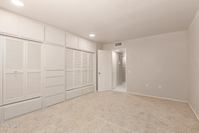 Welcome to this beautifully updated Gemini/Twin home in the on PalmBrook Country Club in Arizona - for sale on GolfHomes.com, golf home, golf lot