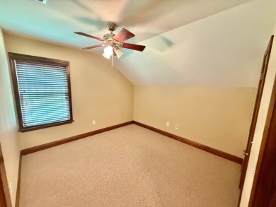 Stunning 2,675 sf 3BR or 4BR/2.5BA Golf Course Paradise! Wake up on Rayburn Country Club in Texas - for sale on GolfHomes.com, golf home, golf lot