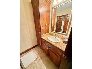 Stunning 2,675 sf 3BR or 4BR/2.5BA Golf Course Paradise! Wake up on Rayburn Country Club in Texas - for sale on GolfHomes.com, golf home, golf lot