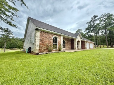 Stunning 2,675 sf 3BR or 4BR/2.5BA Golf Course Paradise! Wake up on Rayburn Country Club in Texas - for sale on GolfHomes.com, golf home, golf lot