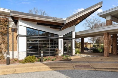 Welcome home to this inviting 2-bedroom, 2-bath condo in the on Kiln Creek Golf and Country Club in Virginia - for sale on GolfHomes.com, golf home, golf lot