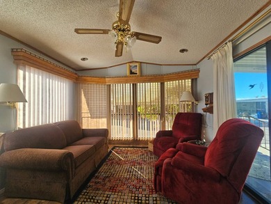 Big Bang for the Buck! This charming 1 bedroom, 1.25 bathroom on Viewpoint Golf Resort in Arizona - for sale on GolfHomes.com, golf home, golf lot