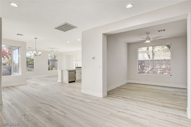 REMODELED AND MODERN, MOVE-IN READY, FABULOUS LOCATION WITH on Siena Golf Club in Nevada - for sale on GolfHomes.com, golf home, golf lot