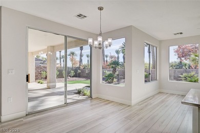 REMODELED AND MODERN, MOVE-IN READY, FABULOUS LOCATION WITH on Siena Golf Club in Nevada - for sale on GolfHomes.com, golf home, golf lot