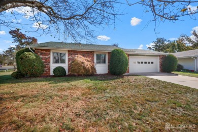 Welcome home... Don't miss the opportunity to move into this on Clearbrook Golf Club in New Jersey - for sale on GolfHomes.com, golf home, golf lot
