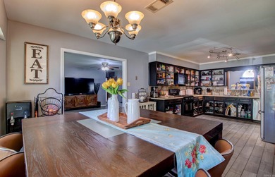 Welcome to this spacious 3 bedroom, 3 full bath home in the on Foxwood Golf Club in Arkansas - for sale on GolfHomes.com, golf home, golf lot