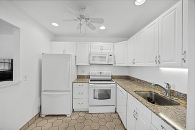 Enjoy comfort and convenience in this well-maintained 1 bed, 1 on Kings Point Golf - Executive in Florida - for sale on GolfHomes.com, golf home, golf lot