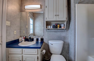 Welcome to this spacious 3 bedroom, 3 full bath home in the on Foxwood Golf Club in Arkansas - for sale on GolfHomes.com, golf home, golf lot