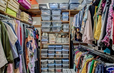 Welcome to this spacious 3 bedroom, 3 full bath home in the on Foxwood Golf Club in Arkansas - for sale on GolfHomes.com, golf home, golf lot