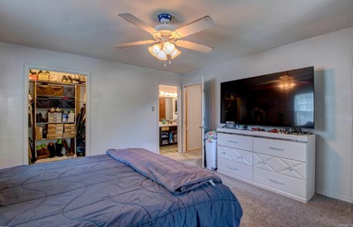 Welcome to this spacious 3 bedroom, 3 full bath home in the on Foxwood Golf Club in Arkansas - for sale on GolfHomes.com, golf home, golf lot