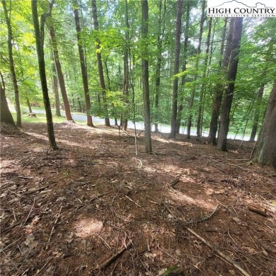 Beautiful buildable lot in the heart of Beech Mountain. VERY on Beech Mountain Club in North Carolina - for sale on GolfHomes.com, golf home, golf lot