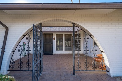 This well appointed three bedroom home sits on a beautiful golf on Sun City-Willow Creek / Willow Brook  in Arizona - for sale on GolfHomes.com, golf home, golf lot