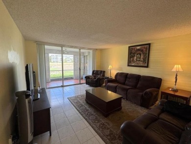 Exceptional opportunity to acquire a spacious 3-bedroom on Oaks Country Club in Florida - for sale on GolfHomes.com, golf home, golf lot