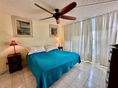 Exceptional opportunity to acquire a spacious 3-bedroom on Oaks Country Club in Florida - for sale on GolfHomes.com, golf home, golf lot