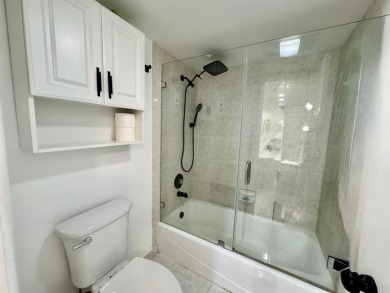 Exceptional opportunity to acquire a spacious 3-bedroom on Oaks Country Club in Florida - for sale on GolfHomes.com, golf home, golf lot