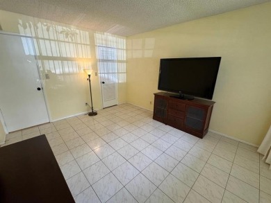Exceptional opportunity to acquire a spacious 3-bedroom on Oaks Country Club in Florida - for sale on GolfHomes.com, golf home, golf lot