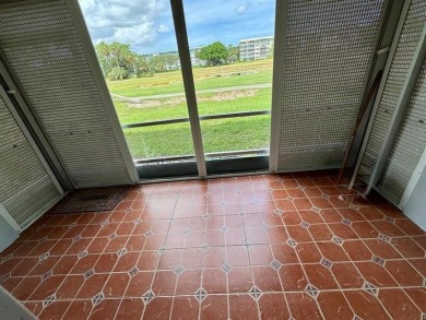 Exceptional opportunity to acquire a spacious 3-bedroom on Oaks Country Club in Florida - for sale on GolfHomes.com, golf home, golf lot