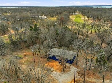 Welcome to your slice of country comfort NEAR the LAKE in the on Pinnacle Golf and Boat Club in Texas - for sale on GolfHomes.com, golf home, golf lot