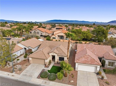 Welcome to this move in ready beautifully updated 2 bedroom , 2 on Desert Willow Golf Course in Nevada - for sale on GolfHomes.com, golf home, golf lot