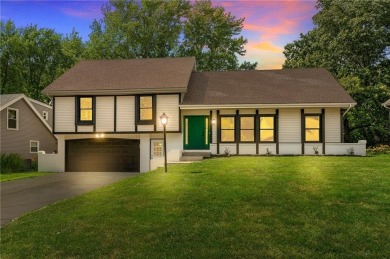 Looking for a better-than-brand-new home? This fully remodeled on National Golf Club of Kansas City in Missouri - for sale on GolfHomes.com, golf home, golf lot