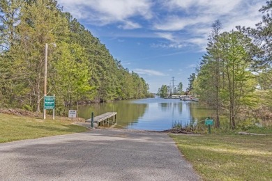 Discover your dream home in the gated Santee Cooper Resort, a on Santee-Cooper Country Club in South Carolina - for sale on GolfHomes.com, golf home, golf lot