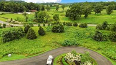 The Virginian neighborhood is the premiere golf community in on Virginian Golf Club in Virginia - for sale on GolfHomes.com, golf home, golf lot