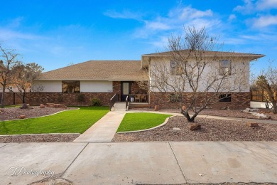 Beautifully remodeled home in golf course neighborhood!  HUGE on St. George Golf Course in Utah - for sale on GolfHomes.com, golf home, golf lot