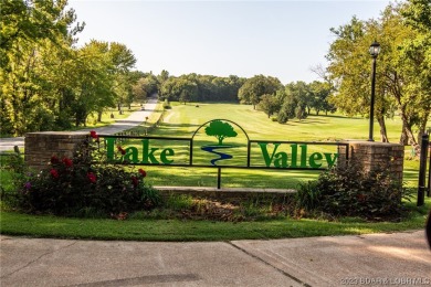 Modestly priced home on Lake Valley Golf Course.  Home has main on Lake Valley Country Club in Missouri - for sale on GolfHomes.com, golf home, golf lot