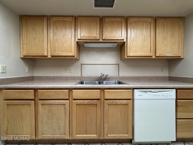 Spacious 2 bedroom / 2 bathroom Townhome in highly desirable on Dorado Country Club in Arizona - for sale on GolfHomes.com, golf home, golf lot