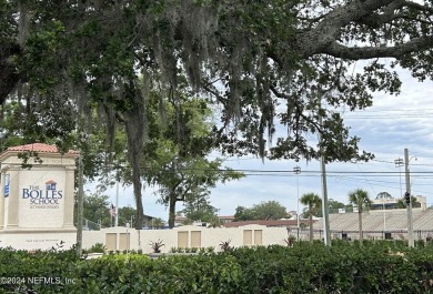 The backyard offers plenty of space for a boat or Rv, outdoor on San Jose Country Club in Florida - for sale on GolfHomes.com, golf home, golf lot