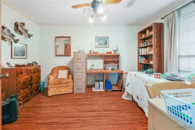 ARROWHEAD BEAUTY with 4 bedrooms, 2.5 baths and Golf Course on Arrowhead Country Club in Alabama - for sale on GolfHomes.com, golf home, golf lot