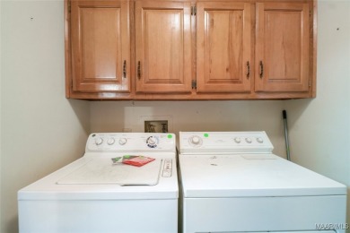 ARROWHEAD BEAUTY with 4 bedrooms, 2.5 baths and Golf Course on Arrowhead Country Club in Alabama - for sale on GolfHomes.com, golf home, golf lot