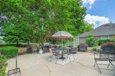ARROWHEAD BEAUTY with 4 bedrooms, 2.5 baths and Golf Course on Arrowhead Country Club in Alabama - for sale on GolfHomes.com, golf home, golf lot