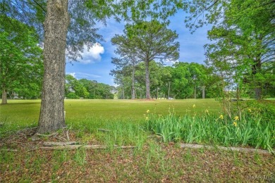 ARROWHEAD BEAUTY with 4 bedrooms, 2.5 baths and Golf Course on Arrowhead Country Club in Alabama - for sale on GolfHomes.com, golf home, golf lot
