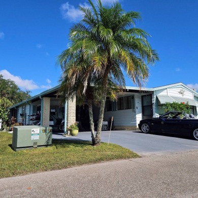 2 Beds 2 Baths - House    108 Country Club Dr, Plant City, FL on The Meadows At Countrywood in Florida - for sale on GolfHomes.com, golf home, golf lot