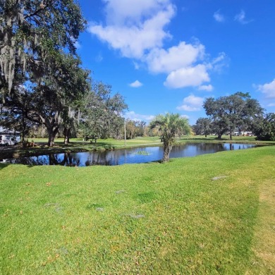 2 Beds 2 Baths - House    108 Country Club Dr, Plant City, FL on The Meadows At Countrywood in Florida - for sale on GolfHomes.com, golf home, golf lot