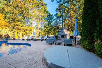 Gorgeous Chenal home nestled at the end of a cul-de-sac on Chenal Country Club - Bear Den Mountain in Arkansas - for sale on GolfHomes.com, golf home, golf lot