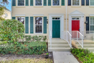 This beautifully renovated townhome, located in the Island of on Abacoa Golf Club in Florida - for sale on GolfHomes.com, golf home, golf lot