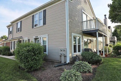 Welcome to this bright and inviting 2-bedroom, 2-bath condo in on Fox Run Golf Links in Illinois - for sale on GolfHomes.com, golf home, golf lot