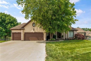 Welcome to this warm and inviting home in Riverhills Estates on The Deuce At the National Golf Club of Kansas City in Missouri - for sale on GolfHomes.com, golf home, golf lot
