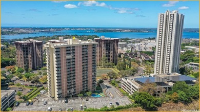 Welcome home to this special corner end unit. This convenient on Pearl Country Club in Hawaii - for sale on GolfHomes.com, golf home, golf lot