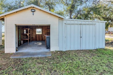 Tranquil 3-Bed, 2-Bath Home on 1.47 Acres in Horseshoe Bend - on Horseshoe Bend Country Club in Texas - for sale on GolfHomes.com, golf home, golf lot