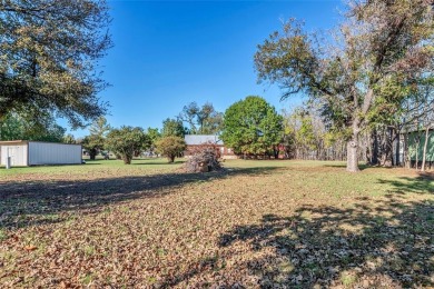 Tranquil 3-Bed, 2-Bath Home on 1.47 Acres in Horseshoe Bend - on Horseshoe Bend Country Club in Texas - for sale on GolfHomes.com, golf home, golf lot