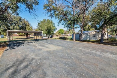 Tranquil 3-Bed, 2-Bath Home on 1.47 Acres in Horseshoe Bend - on Horseshoe Bend Country Club in Texas - for sale on GolfHomes.com, golf home, golf lot